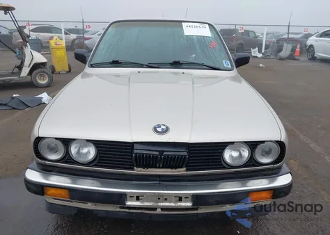 1988 BMW 325 Automatic z USA, uszkodzony, nr VIN WBAAE6400J8823904